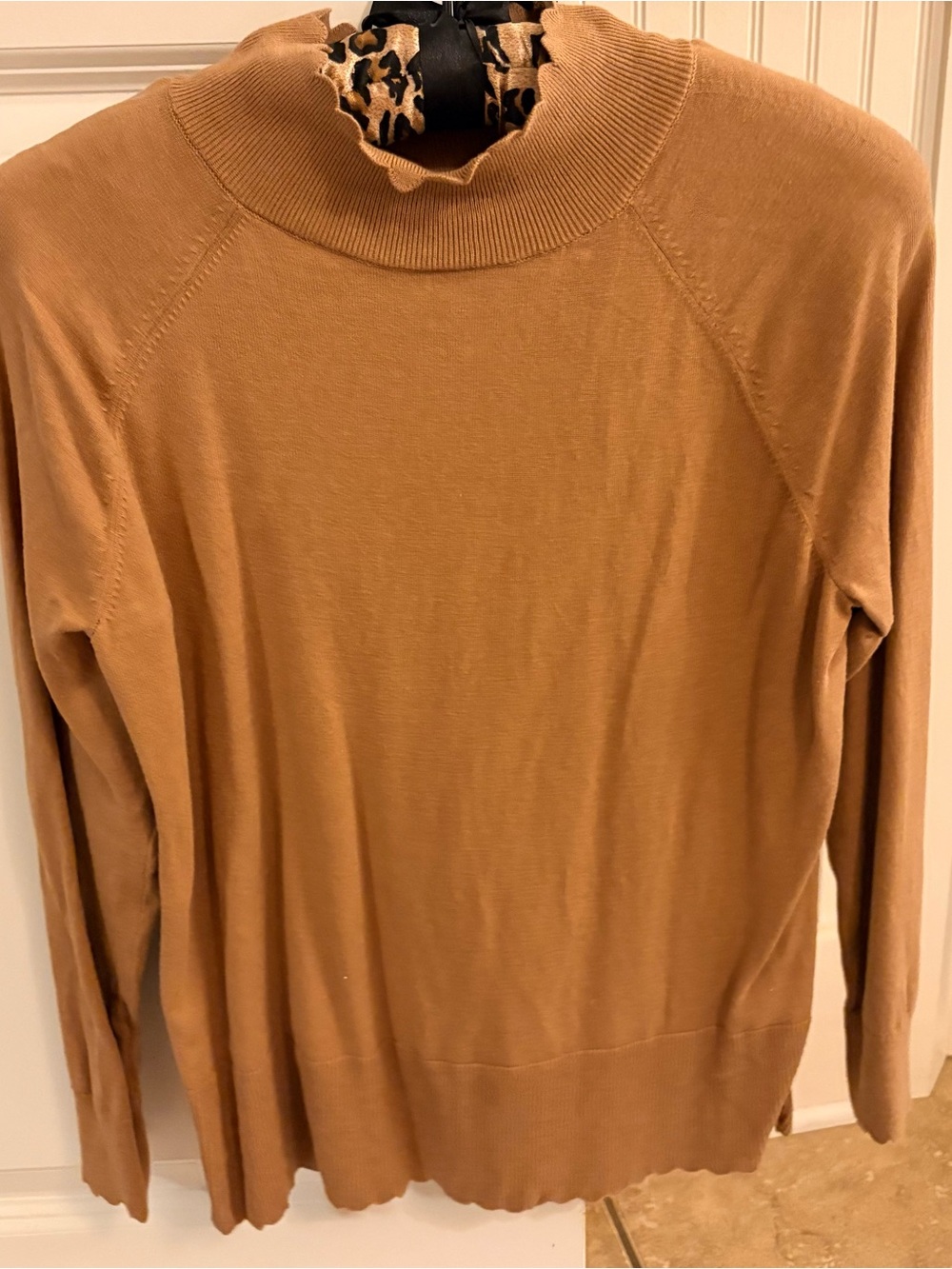 Talbots Turtleneck Sweater in Camel/Tan with scalloped edges